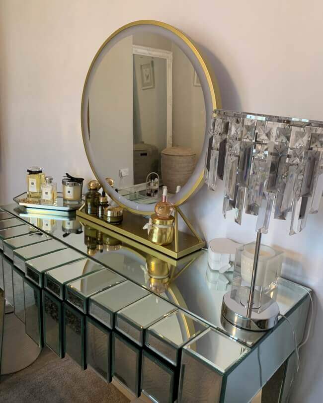Anne Round Hollywood Mirror with LED Lights – Gold | 60cm Diameter