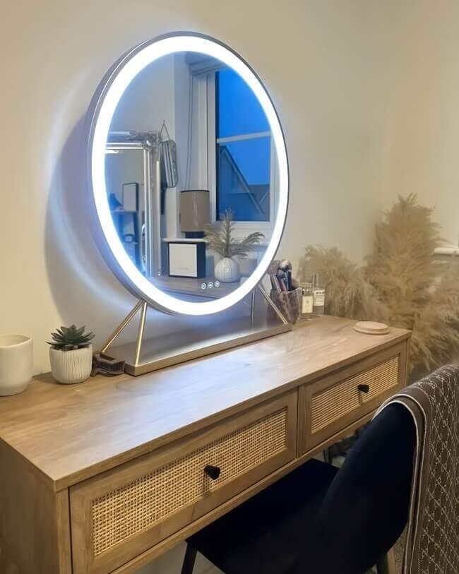 Anne Round Hollywood Mirror with LED Lights – Gold | 60cm Diameter